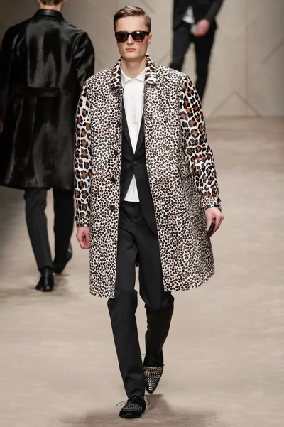 Look 44